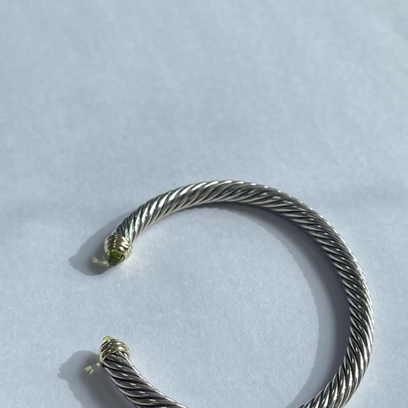 David Yurman Cable Classics Bracelet with 14k Gold & Peridot - Picture 10 of 10